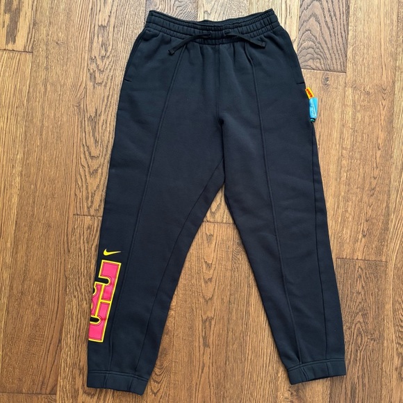 Nike LBJ Graphic Pants - Picture 3 of 9